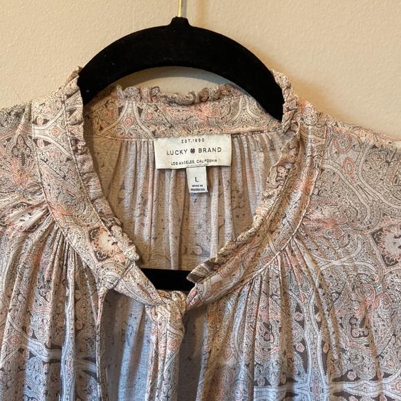 Neck-tie Blouse - Picture 3 of 5